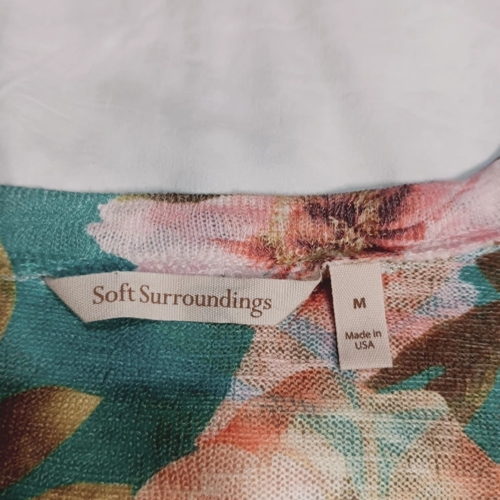 3X25 SOFT SURROUNDINGS medium floral thin top - Picture 4 of 12